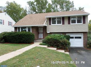 510 Inman Ter, Willow Grove, PA 19090