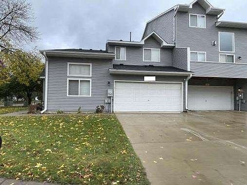 1st image of 670 Kingfisher Ln