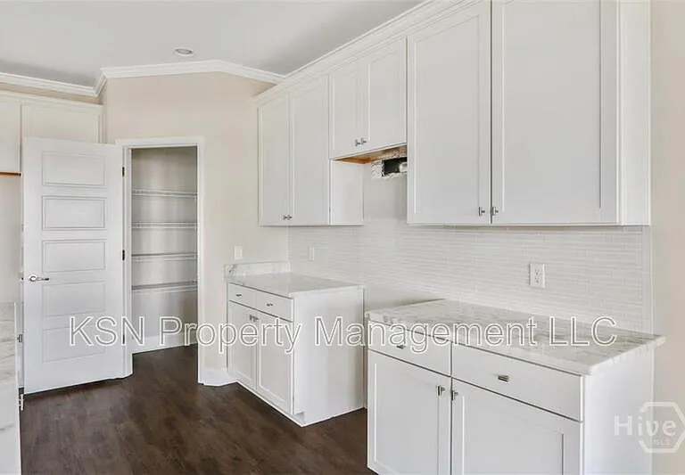 196 Brickhill Cir — Photo 13