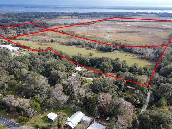 5725 NW 210th St #1, Micanopy, FL 32667