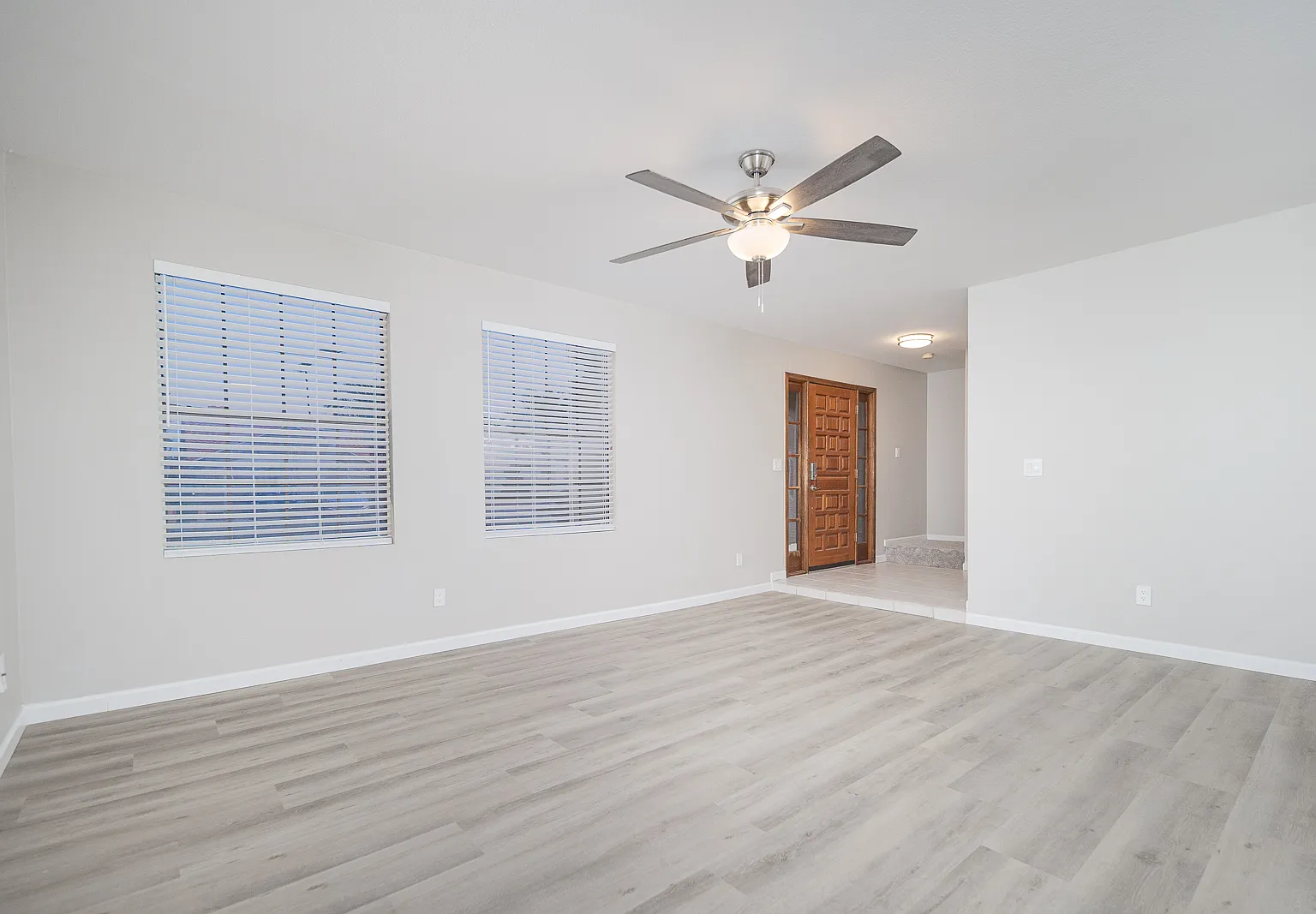 4 bed, 2.5 bath, 2328 sqft, $2,895 — Photo 4