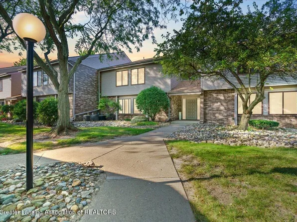 1044 Grenoble Ln Unit D, Lansing, MI 48917