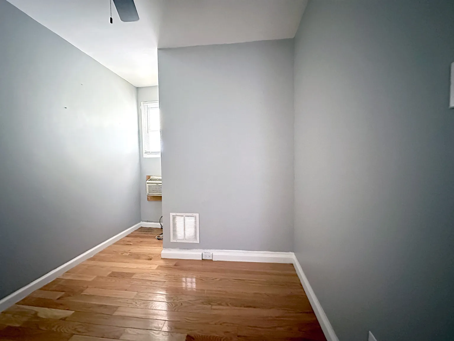 338 Snyder Avenue - 1 — Photo 3