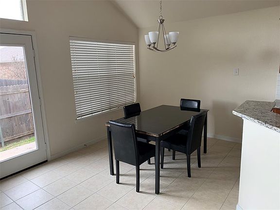 4th image of 6205 Skyway Ct