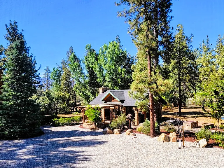 59570 Devils Ladder Rd — Photo 41