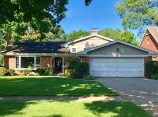 818 S Aldine Ave, Park Ridge, IL 60068