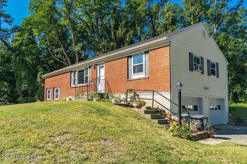 2nd image of 6 Gilmore Terrace