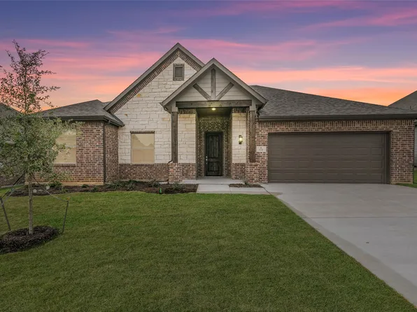 232 Gardenia Dr, Azle, TX 76020