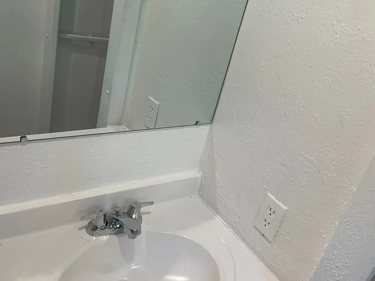 28710 Hibiscus Ave #B — Photo 7