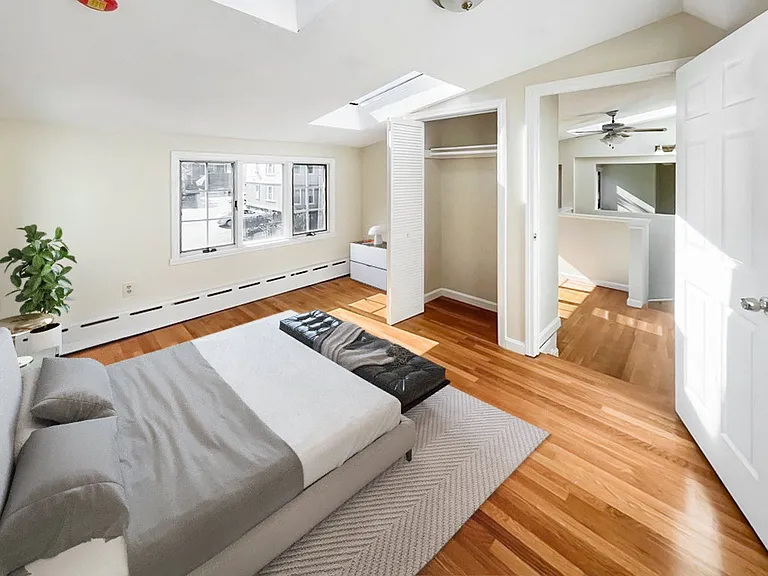 223 Main St #2 — Photo 9