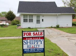 322 Adams St, Winner, SD 57580