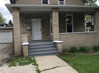 827 State St, Lemont, IL 60439