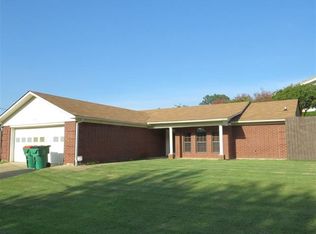 1708 Elm St, Henderson, TX 75652