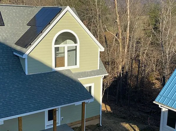 801 Stargazer Ln, Crozet, VA 22932