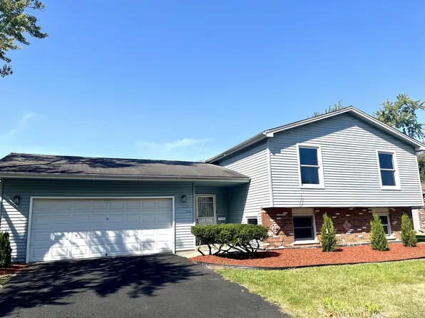 666 Sullivan Ln, University Park, IL 60484
