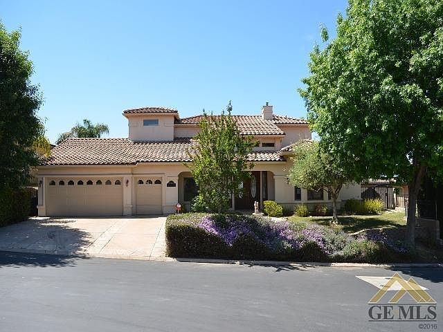1st image of 15401 Casa Club Dr