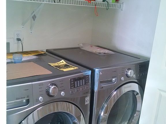4th image of 18553 NE 57th St #E18553