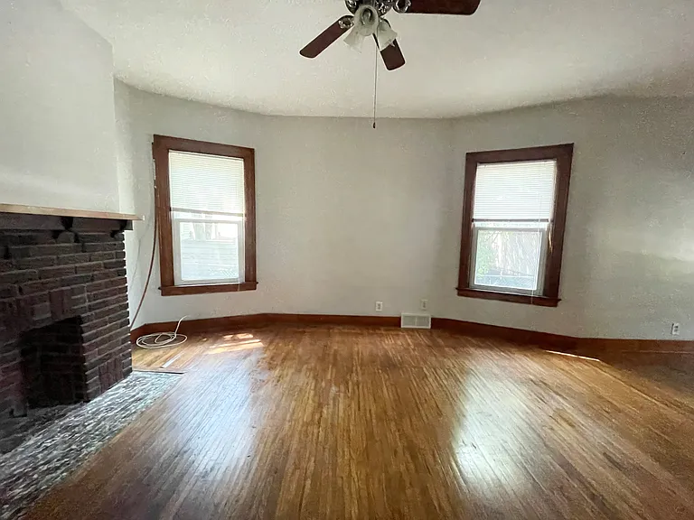 363 Baynes St #1 — Photo 4