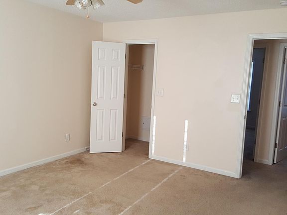 4th image of 226 Faulkner Ct