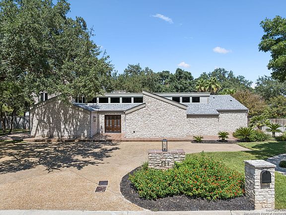 2nd image of 111 Wickford Way