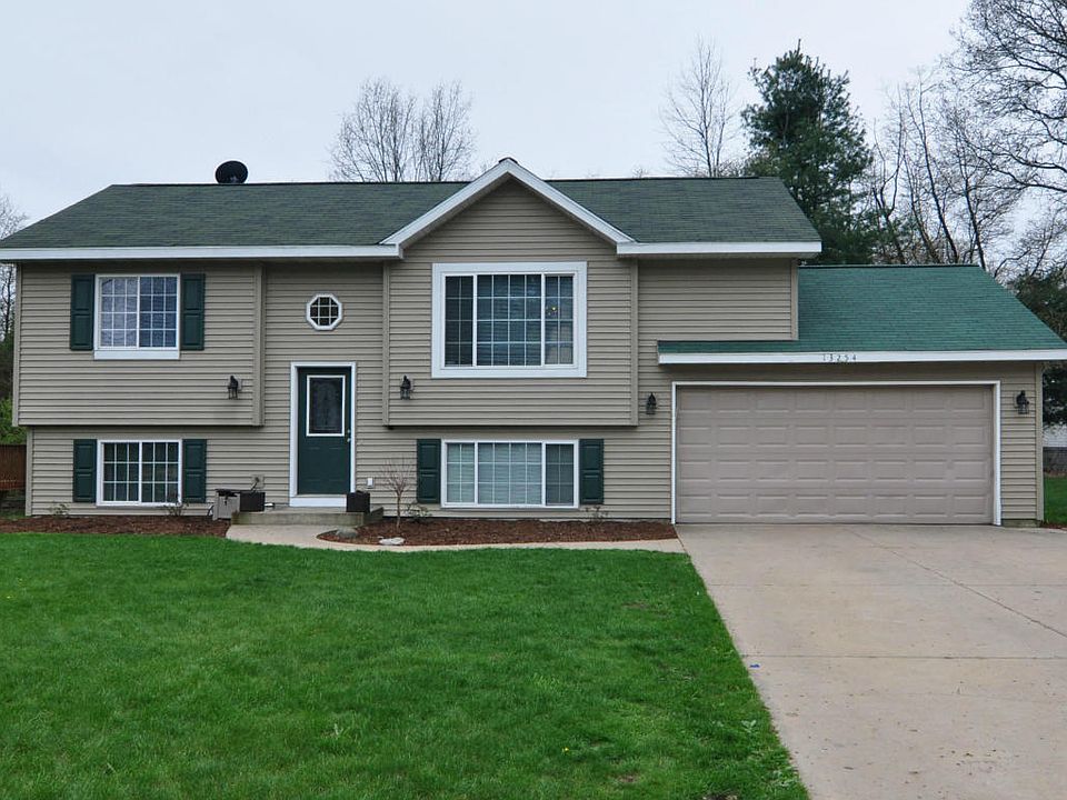 1st image of 13254 Pineoak Dr