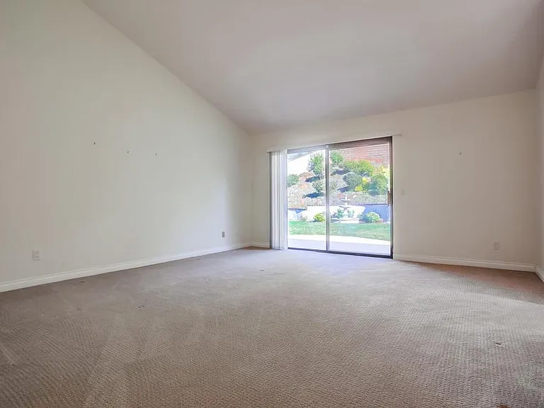 18397 Camberwell Ln — Photo 27