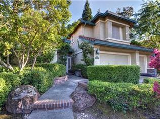 121 Finchley Ln, Folsom, CA 95630
