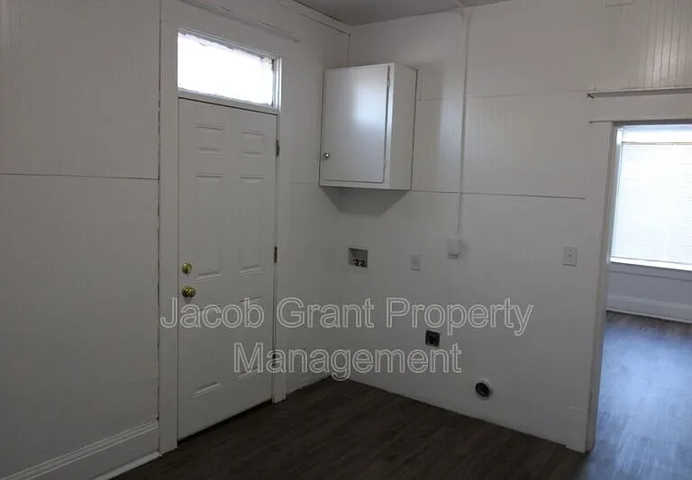 307 H St #1 — Photo 5