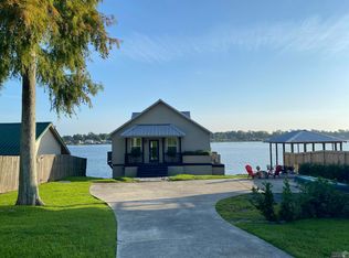 6980 False River Rd, Oscar, LA 70762