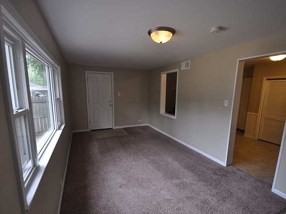 5th image of 9124 S 53rd Ct