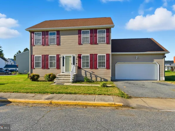 18 Thorn St, Magnolia, DE 19962