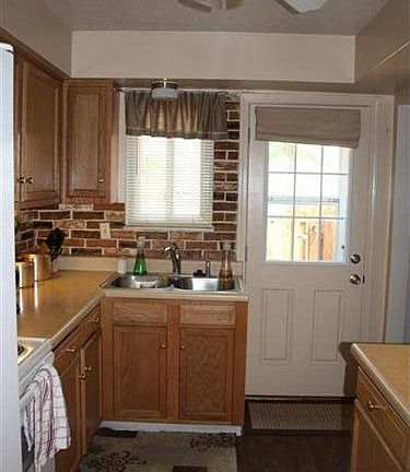 3rd image of 2470 Warren Pkwy APT 5
