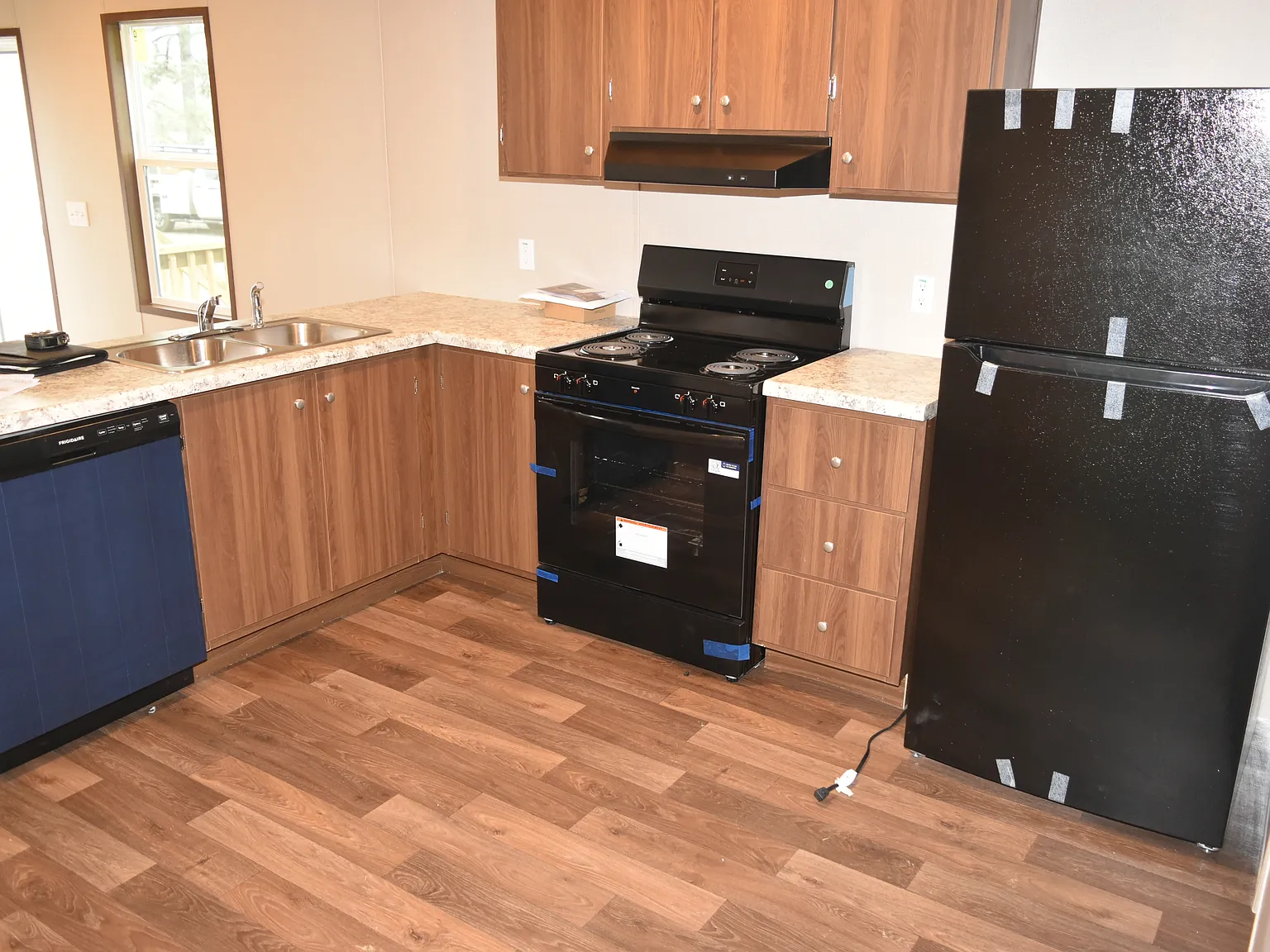 2 bed, 810 sqft, $995 — Photo 2