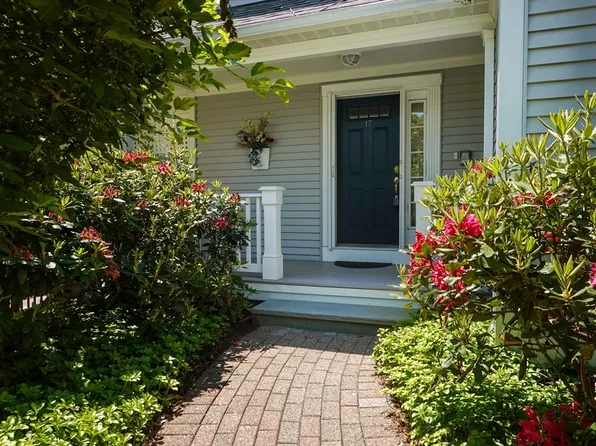17 Highcroft Way Unit 17, Hopkinton, MA 01748