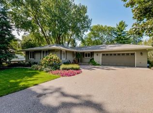 3327 Dunlap St N, Arden Hills, MN 55112