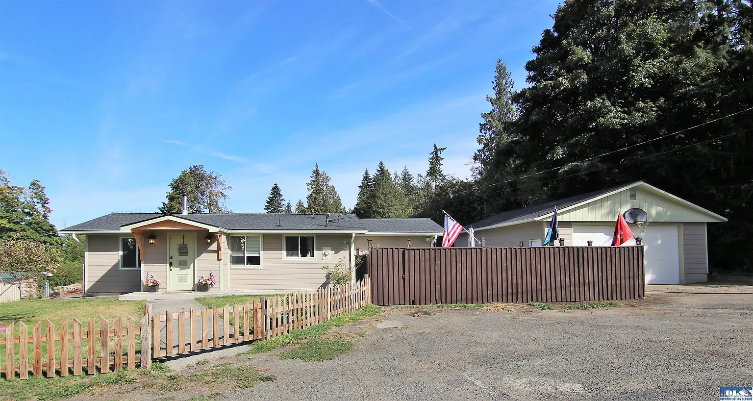 391 Brown Rd photo 1