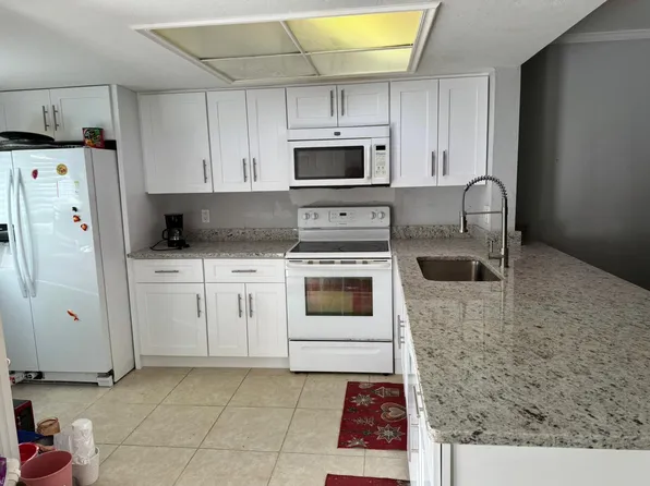 2108 Palm Beach Trace Drive, Royal Palm Beach, FL 33411