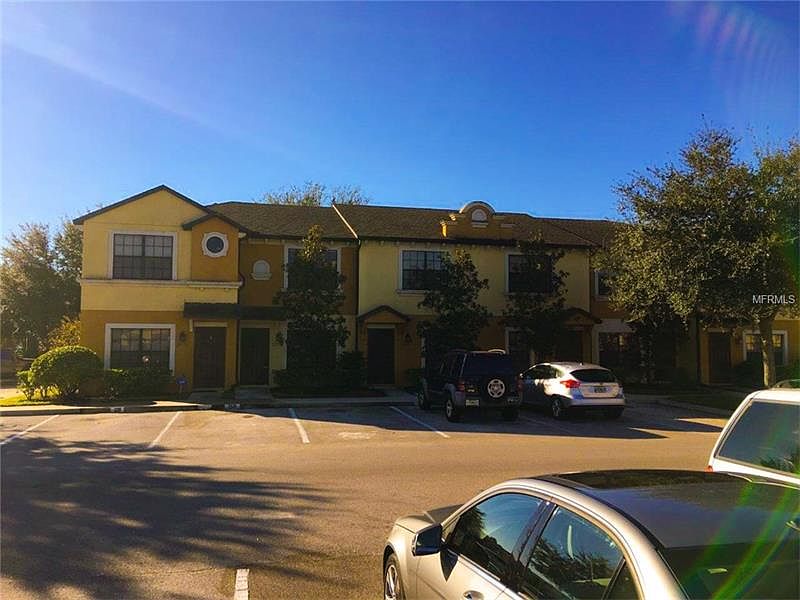 1st image of 2121 Trillium Park Ln