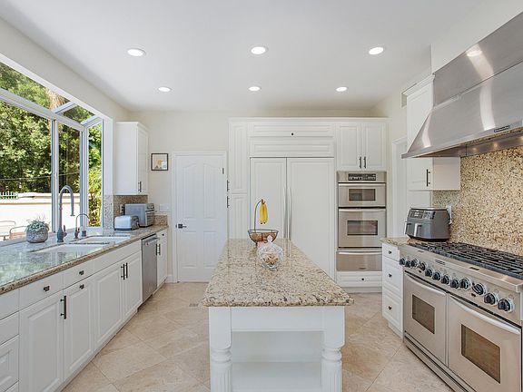 Custom professional style appliances.