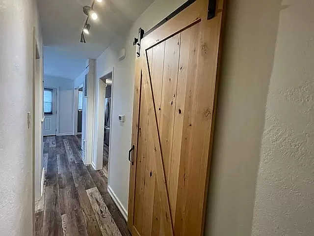 518 Ridge St — Photo 5