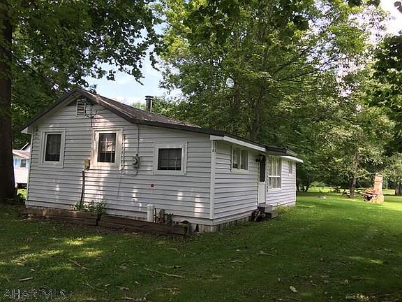 2nd image of 118 Cottage Ave