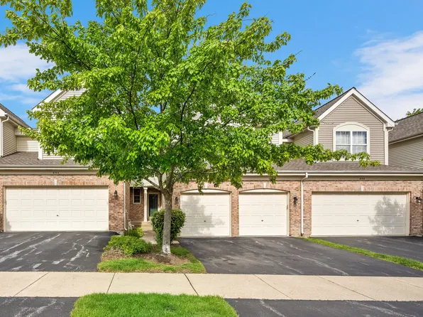 896 McKenzie Station Dr, Lisle, IL 60532