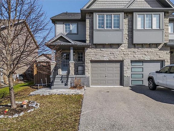 3rd image of 45 Trillium Way