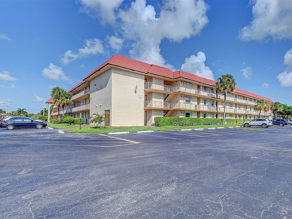 1st image of 700 SE 6 Avenue #105