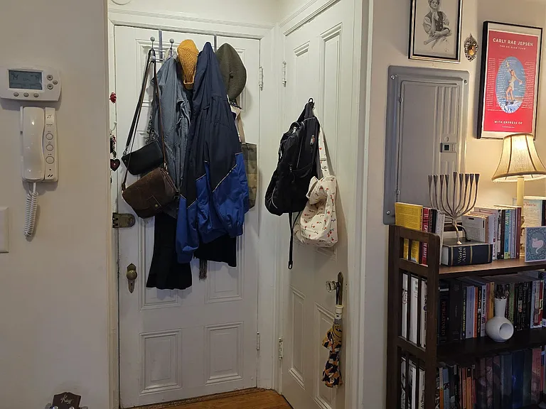 4115 Pine St #2R — Photo 7