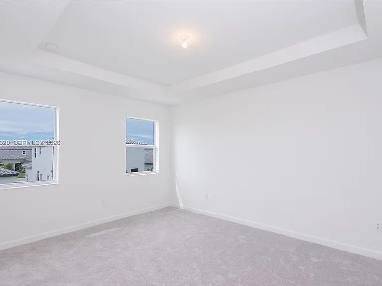 2631 SE 8th Ct #2631 — Photo 26