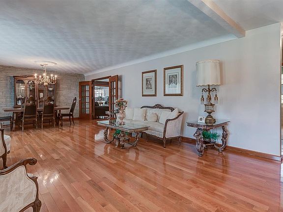 3rd image of 10057 Kalinda Ln