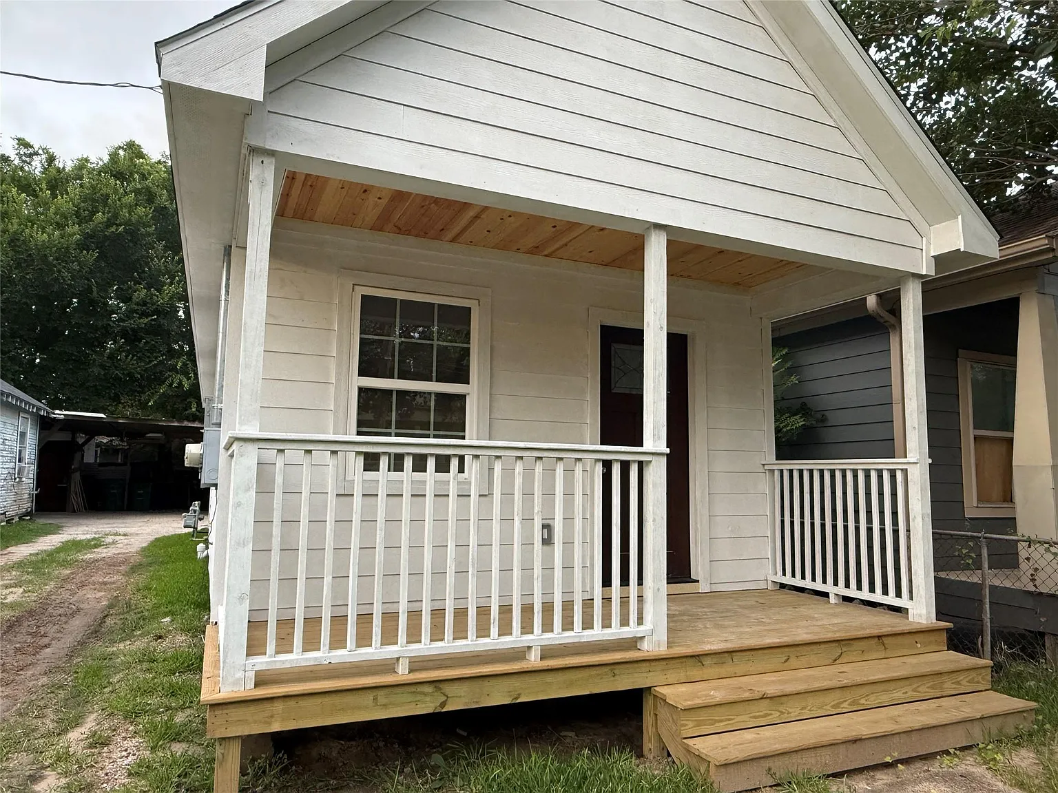 1 bed, 1.0 bath, 638 sqft, $1,300 — Photo 4