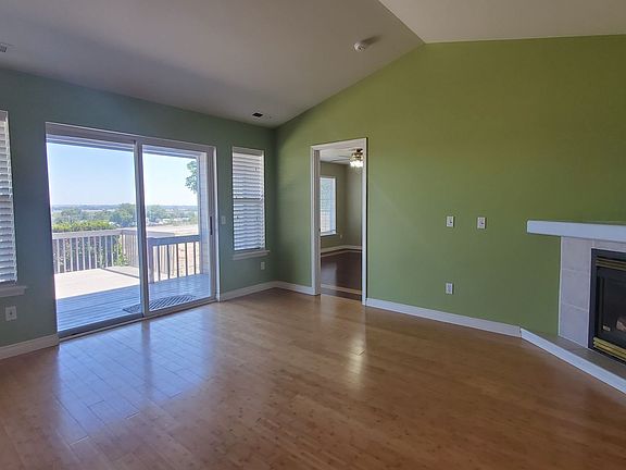 5th image of 2452 N Rhode Island Ct