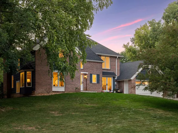 5228 Larada Ln, Edina, MN 55436